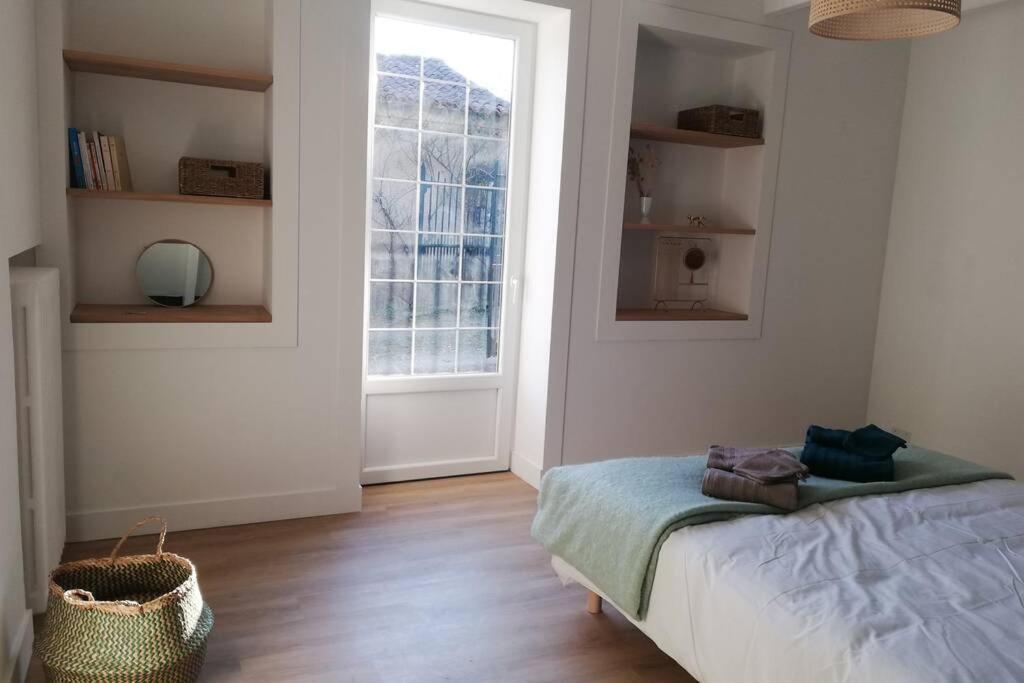 Maison Terracotta, Le Calme Aux Portes De Poitiers Saint-Julien-l'Ars Luaran gambar
